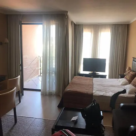 Spacious Studio In 5-star Complex 