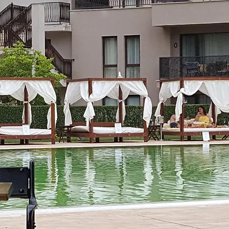 Spacious Studio In 5-star Complex 