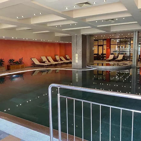 Spacious Studio In 5-star Complex 